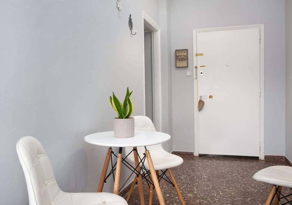 Cosy Apartment With Acropolis View Atena Exterior foto